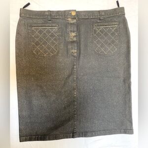 Vintage CHANEL gray w/ gold metallic denim skirt (w/ spandex). Gold hardware.